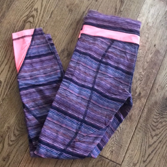 Lululemon inspire tight II - Picture 3 of 8